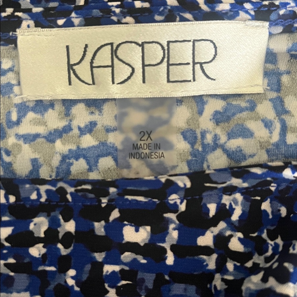 Kasper Plus Size Printed Side-Tie Blouse - Size 2X - Picture 6 of 6